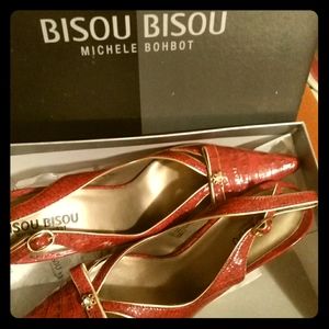 Bisou bisou pumps